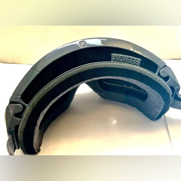 VON ZIPPER FEENOM SKI/SNOWBOARDING GOGGLES CAMOUFLAGE EXCELLENT CONDITION!! - Picture 5 of 6